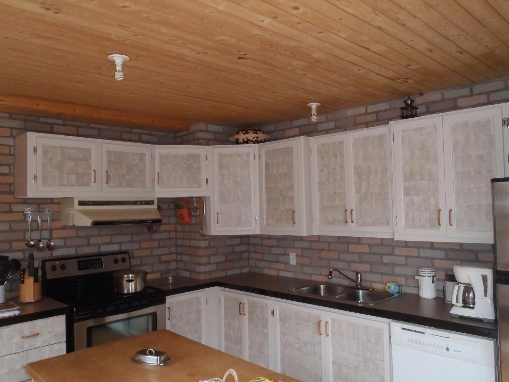 Gite La Maison Chez J.P. Bed And Breakfast Havre Aux Maisons Εξωτερικό φωτογραφία